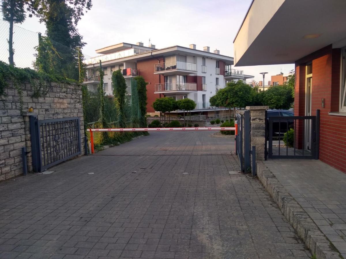 Apartament 7M Z Basenem W Jednym Budynku Klifowa Rewal Bon Turystyczny !!! Free Private Parking Exteriör bild